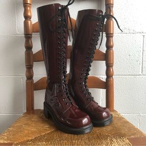 Dr Martens Made in England 6us Vintage red